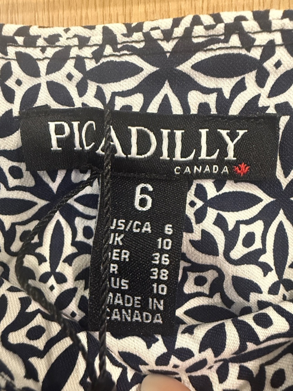 Picadilly Canada - Picture 2 of 5